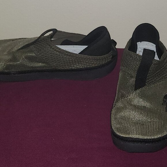 The North Face Base Camp Mule Olive Color Size 11 Men Pre Owned Excellent Condit - Picture 3 of 8